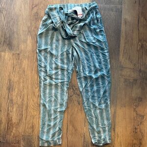 Final Touch Teal and White Striped Cropped Pants